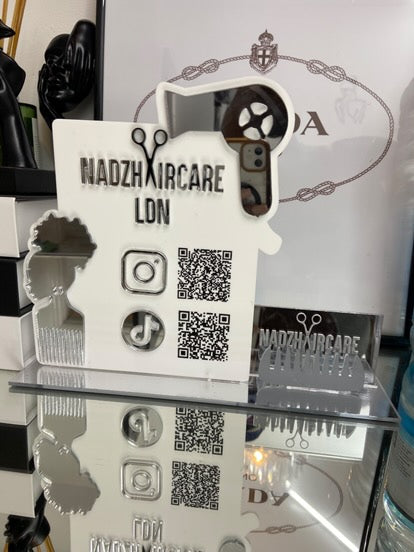 Let’s Get Social – Custom QR Code Hairdresser Sign