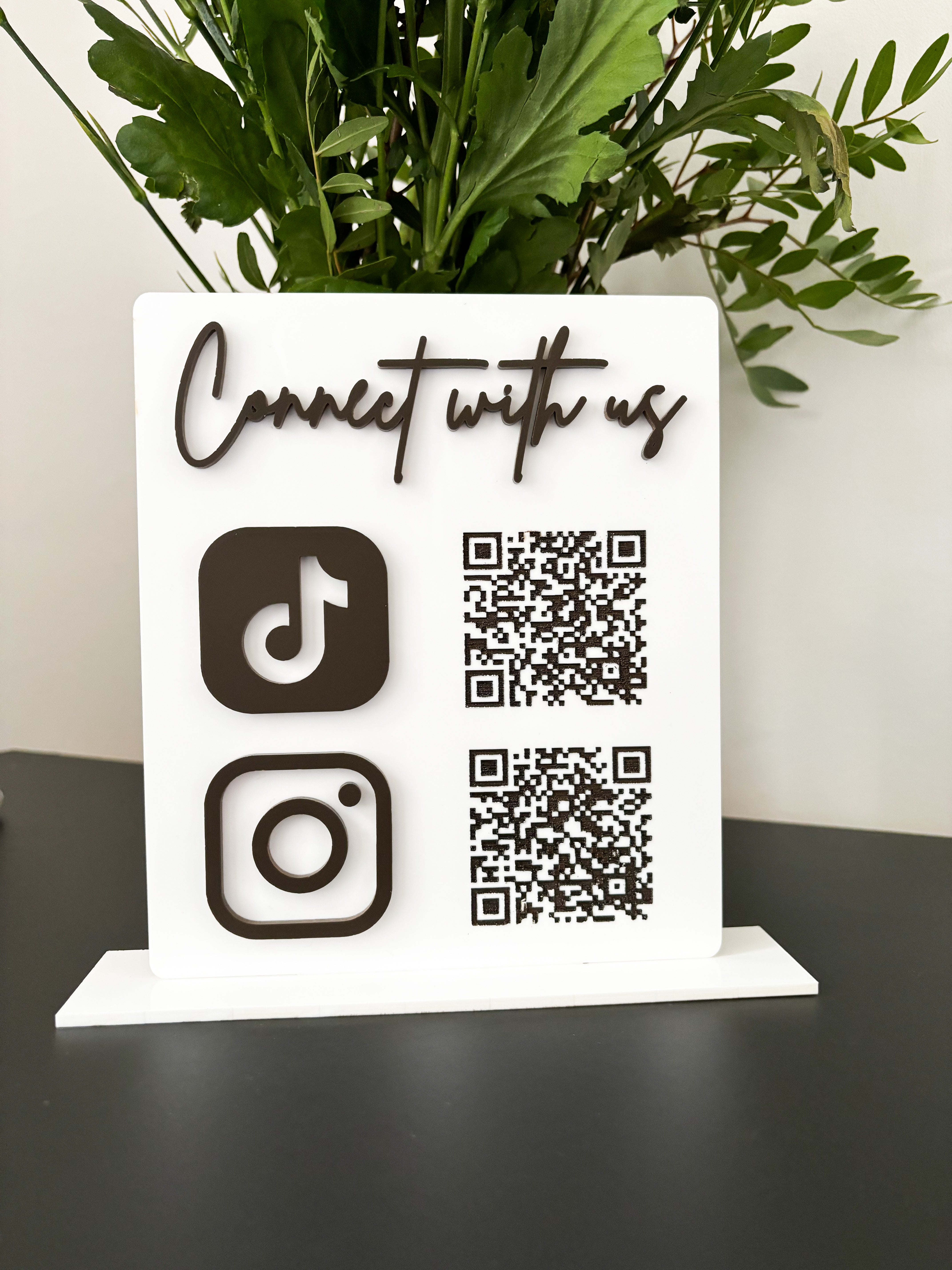 ACRYLIC SOCIAL MEDIA BUSINESS SIGN